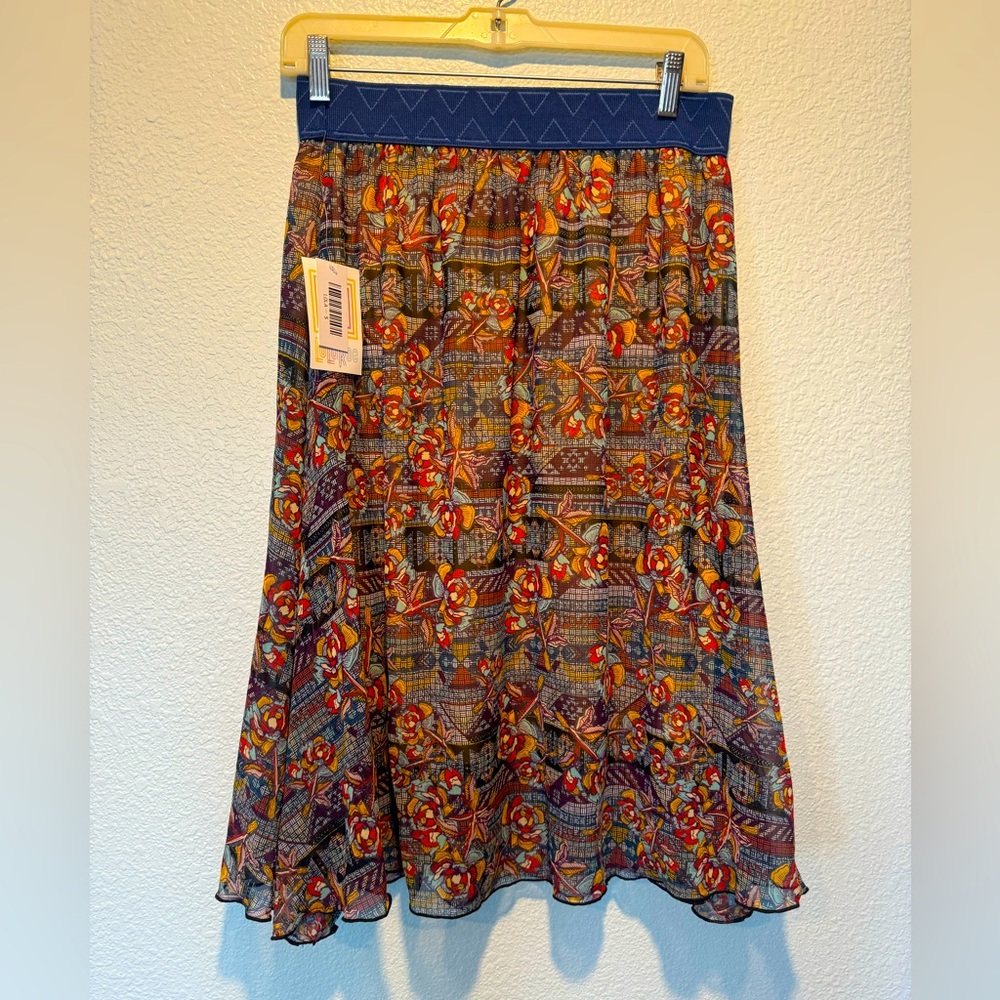 BNWT Lularoe Lola swing skirt small lined elastic waist